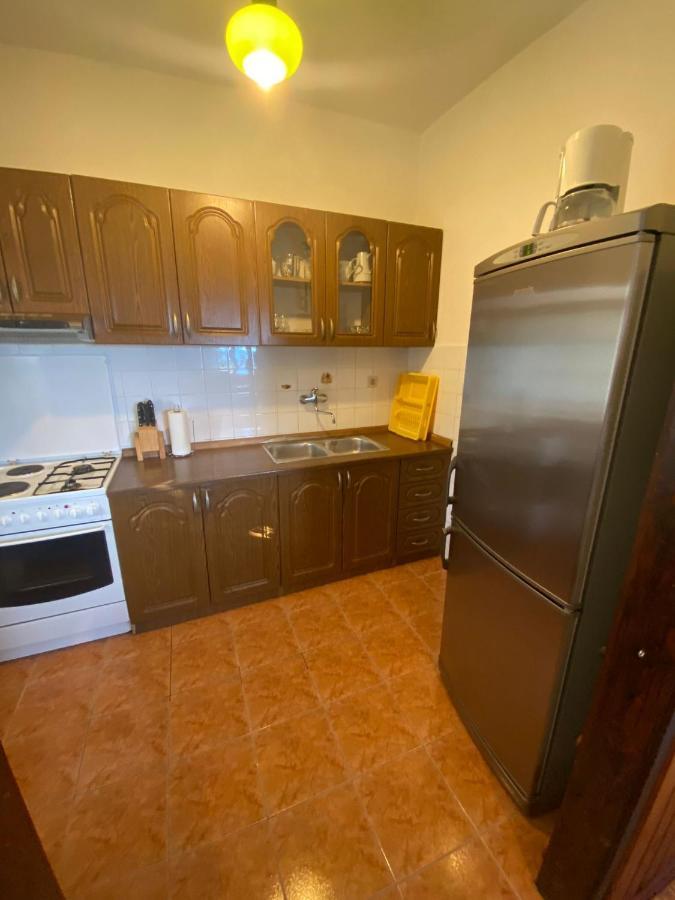 דירות אומיס Apartman Mario מראה חיצוני תמונה